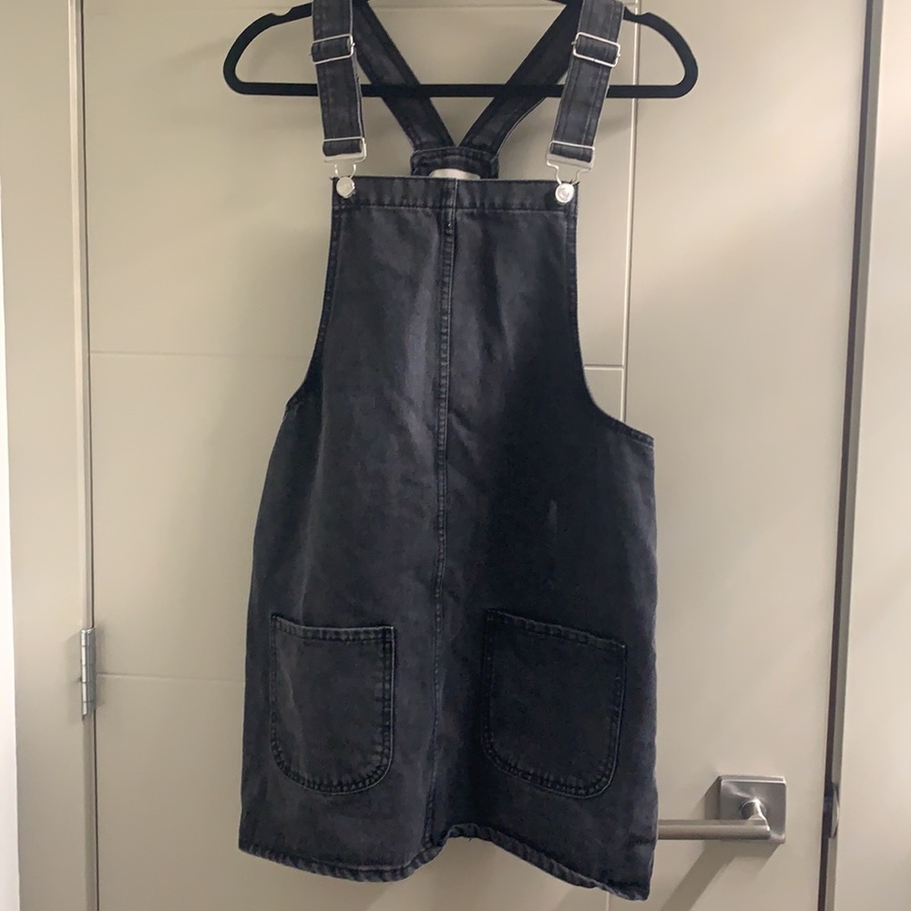 Overall dress